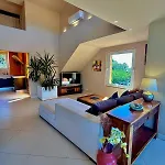 Duplex With Sea And Esterel Views 公寓 *