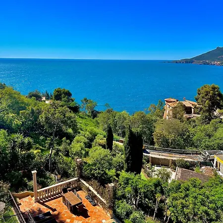 Duplex With Sea And Esterel Views * 泰晤勒·苏尔·梅尔