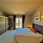 Duplex With Sea And Esterel Views Apartament *