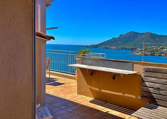 Duplex With Sea And Esterel Views * Théoule-sur-Mer