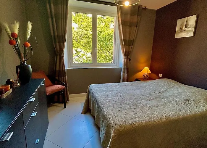 Duplex With Sea And Esterel Views Apartamento